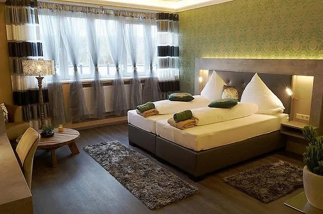 SB Hotel Diamond Oberasbach 0*,