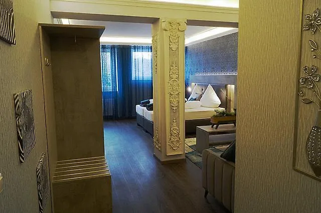 SB Hotel Diamond Oberasbach 0*,  Deutschland